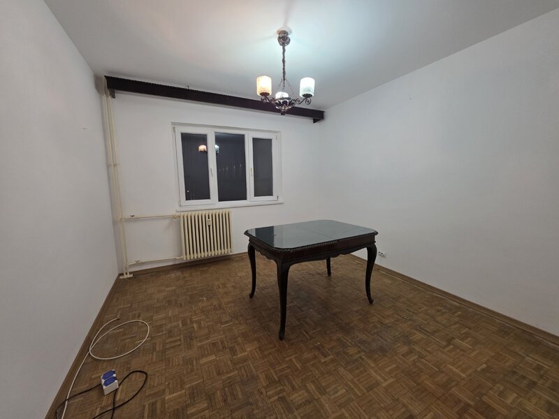 Berceni, pe strada Moldovita,